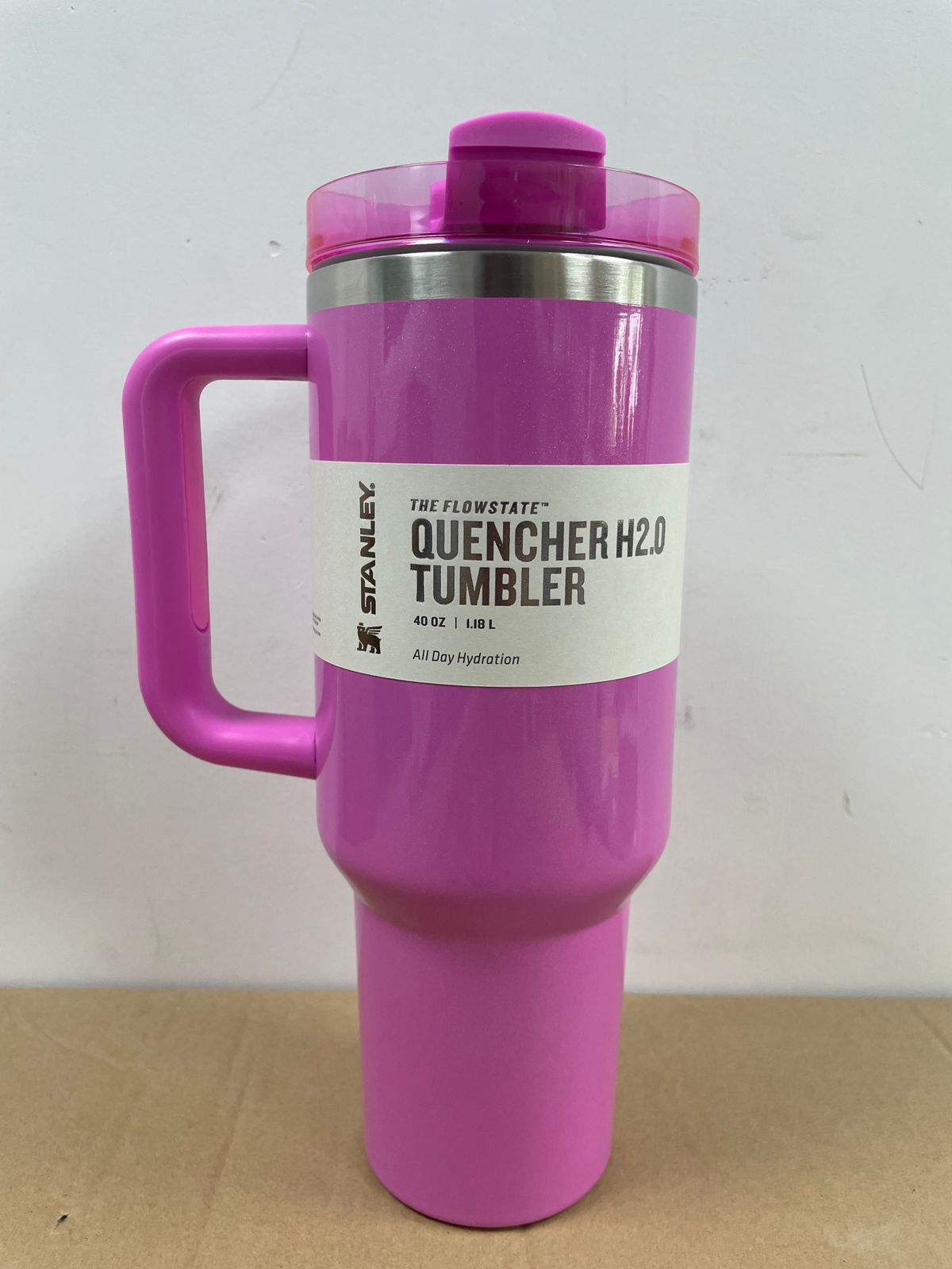 Stanley 40oz FUCHSIA PINK Quencher H2.0 Tumbler