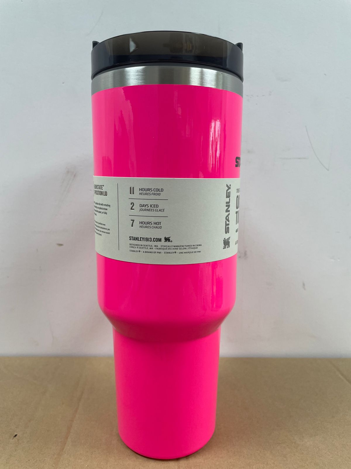 Stanley New Electric Neon Pink And Black Quencher H2.0 40 oz Tumbler